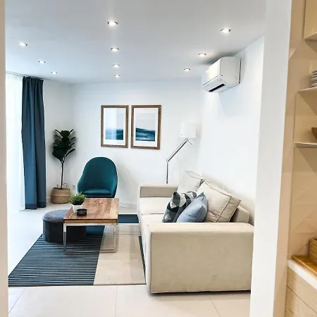 Apartment Oneum - Mare With Privat Jacuzzi Omis