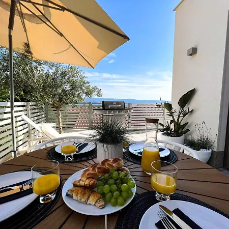 Oneum - Mare With Privat Jacuzzi Omis